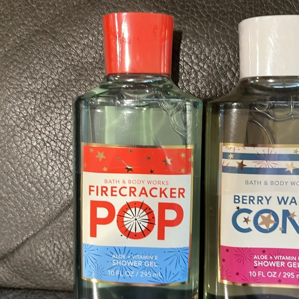 Bath & Body Works Shower Gel duo in firecracker pop and berry waffle cone